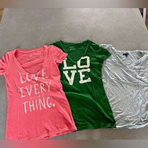 AEO Love T-shirt bundle 🩷💚